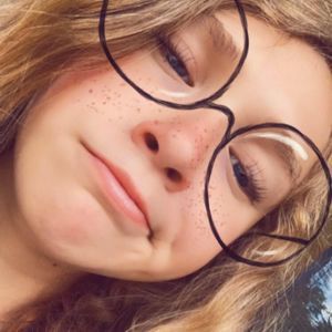 Meet your Posher, Corinne